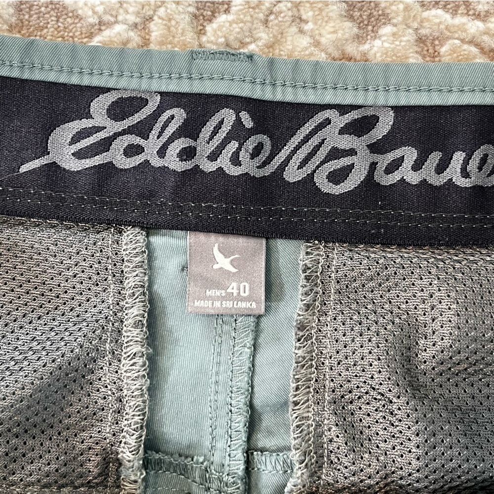 Eddie Bauer Men’s Voyager Flex 10” Chino Shorts - Picture 9 of 12